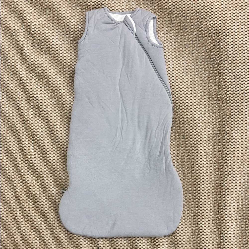 Kyte Baby Sleep Bag Wearable Blanket 2.5 Tog - 0-6 Months - Grey - never worn